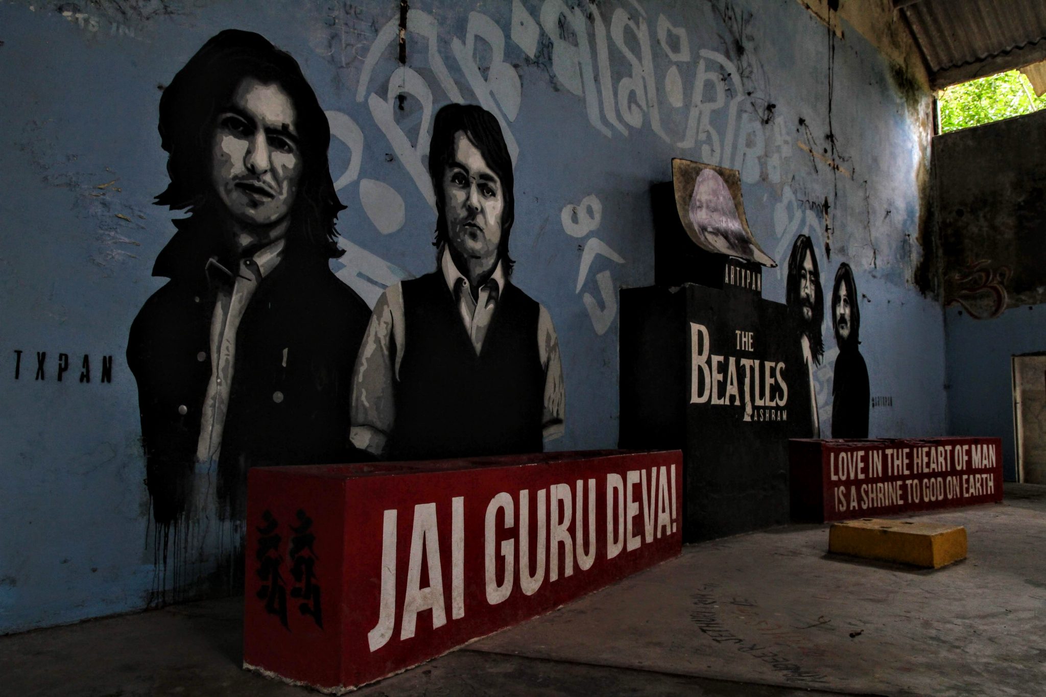 Band graffiti, The Beatles Ashram, Rishikesh