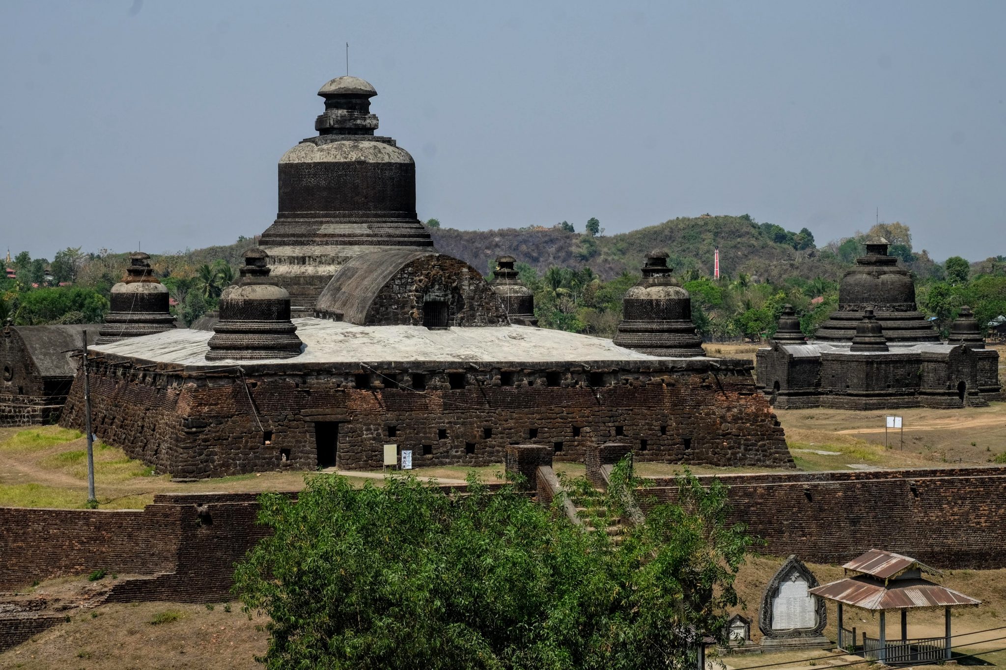 Htukkanthein Temple, Mrauk U, Myanmar