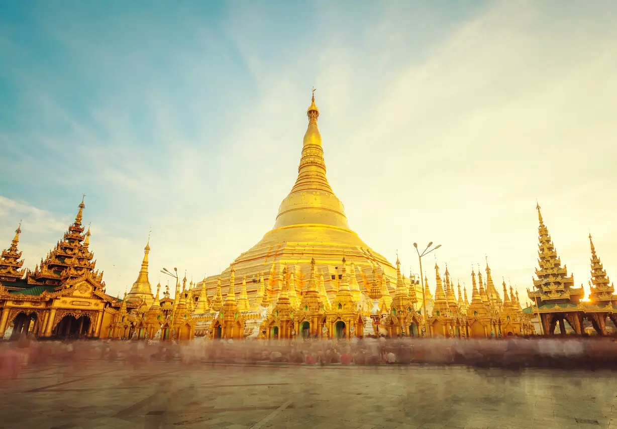 Shwedagon Pagoda, Yangon, Myanmar 