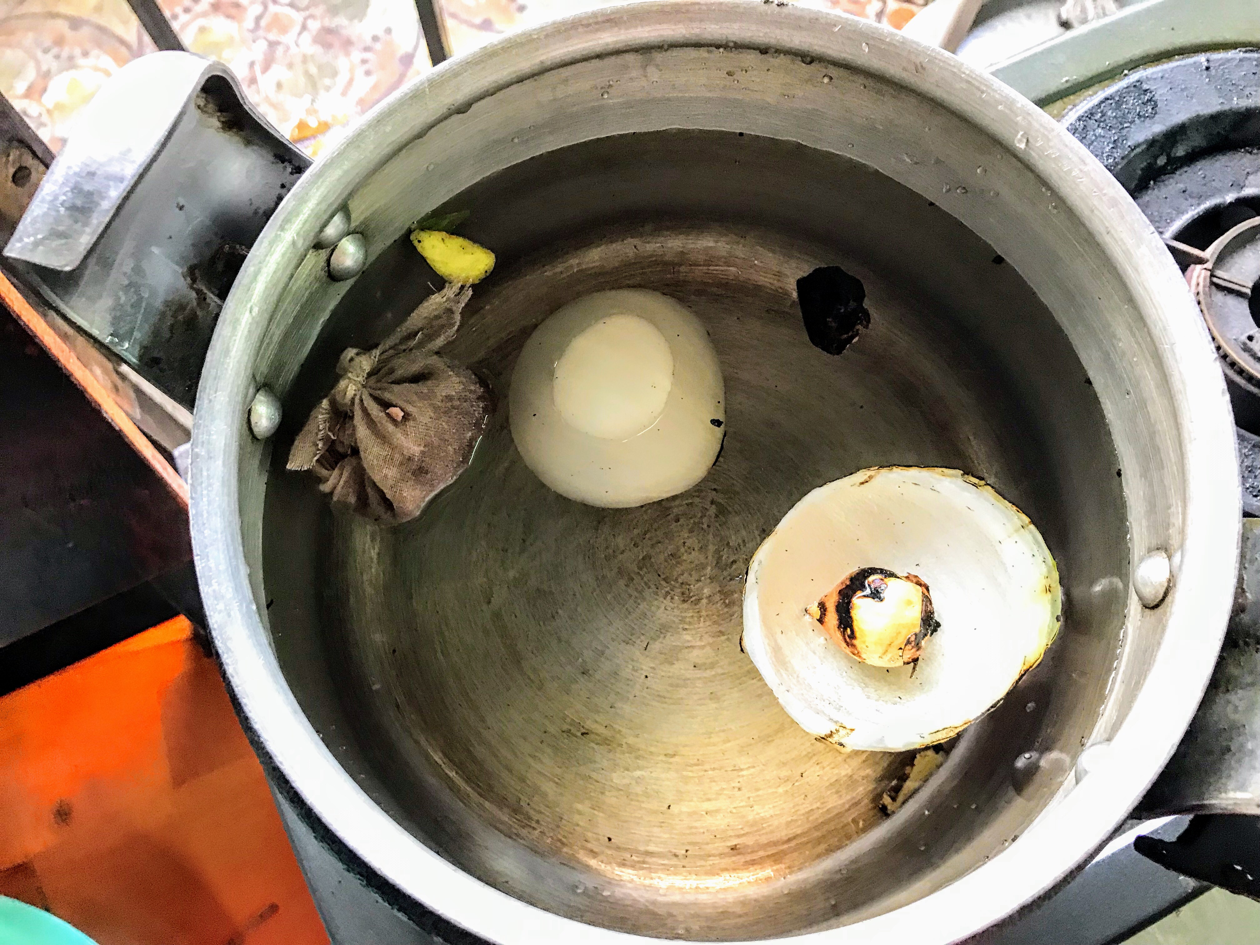 Making pho in cooking class, Hanoi, Vietnam 