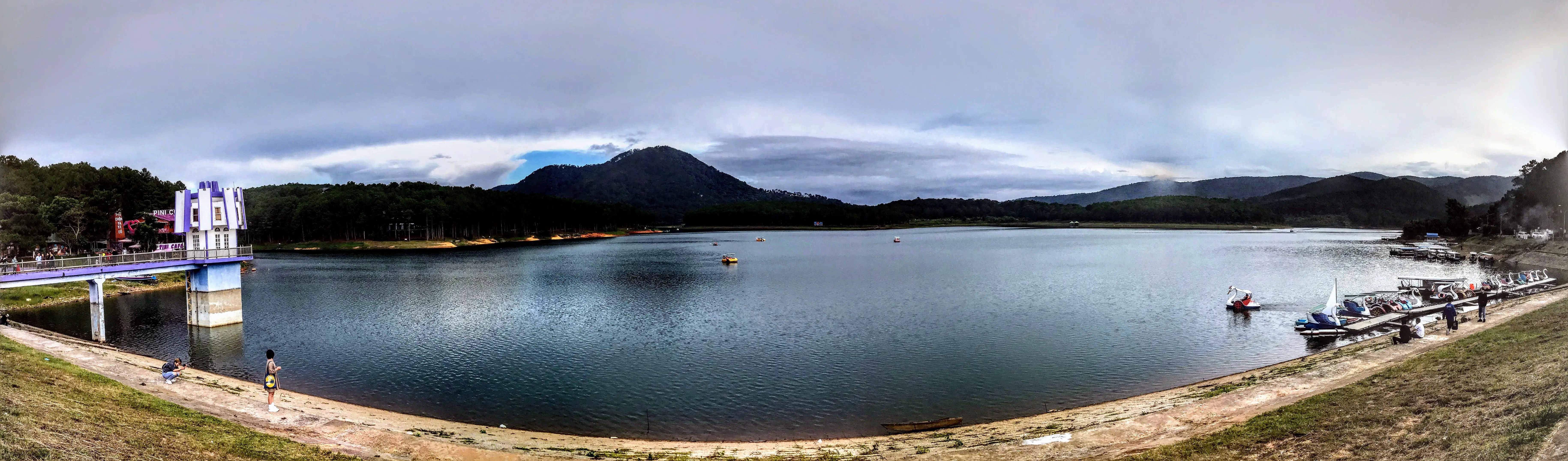 Tuyen Lam lake, Da Lat, Vietnam 