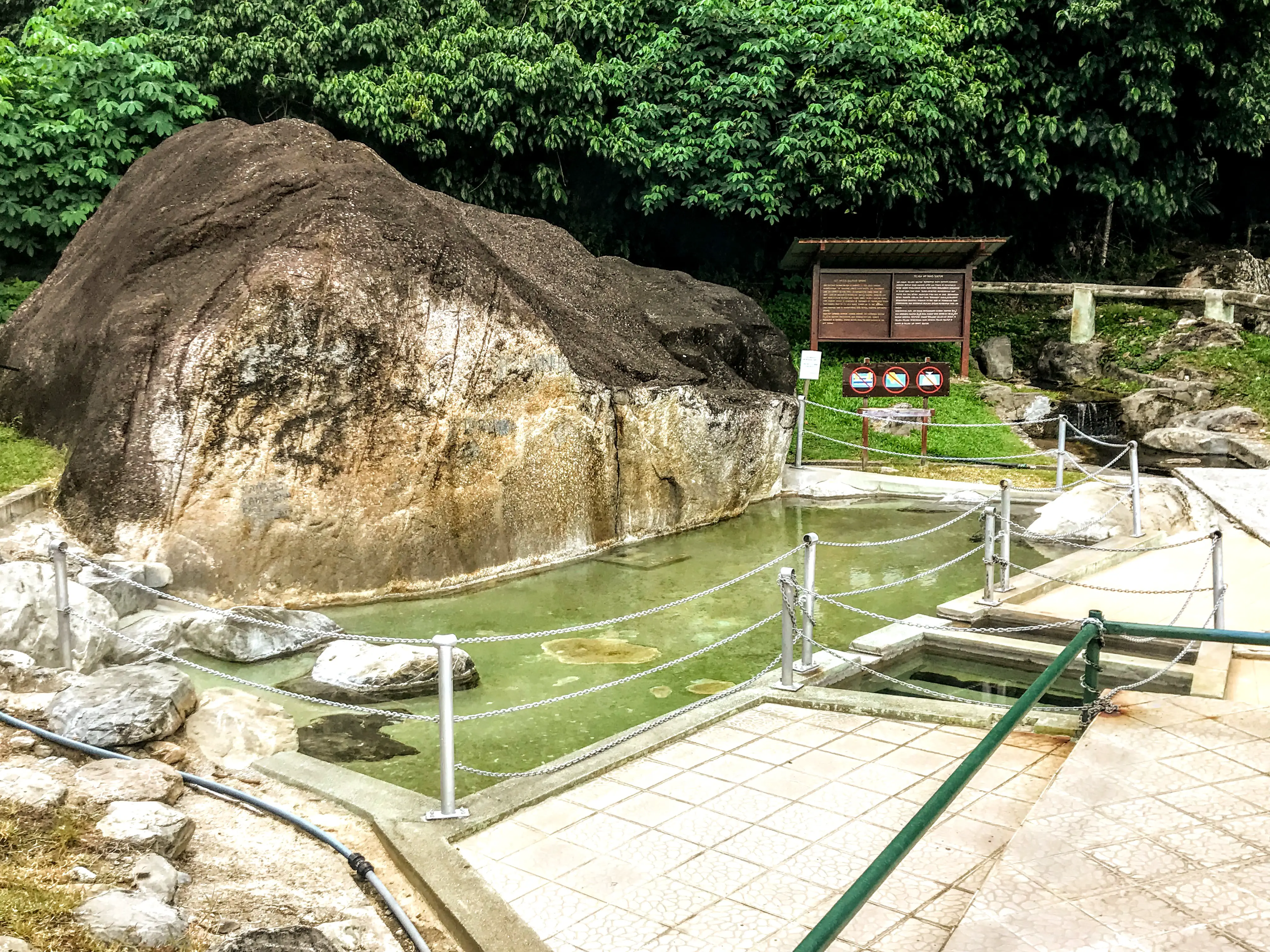 Poring Hot Springs, Borneo, Malaysia