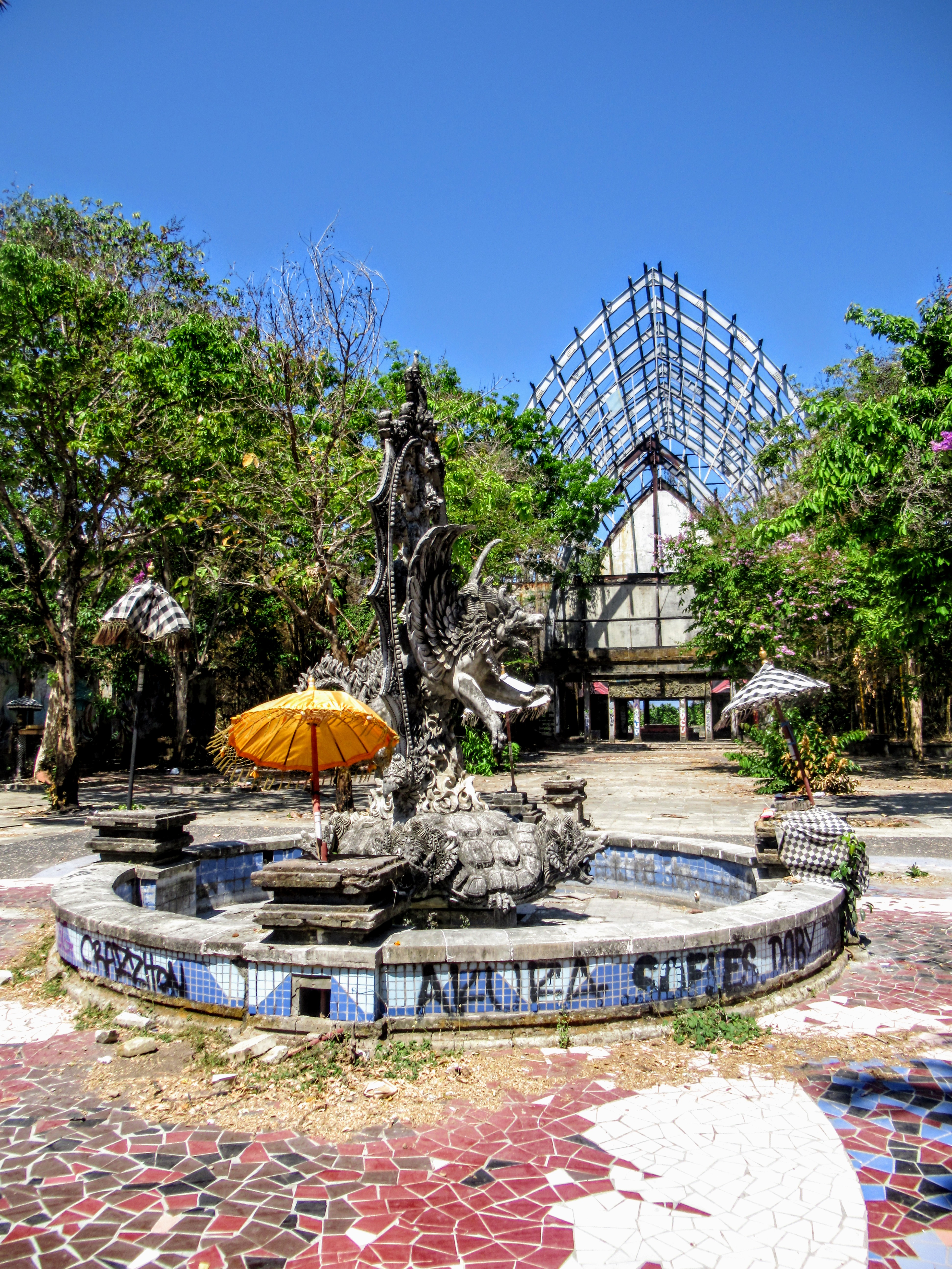 Statue at Taman Festival abandoned theme park, Bali