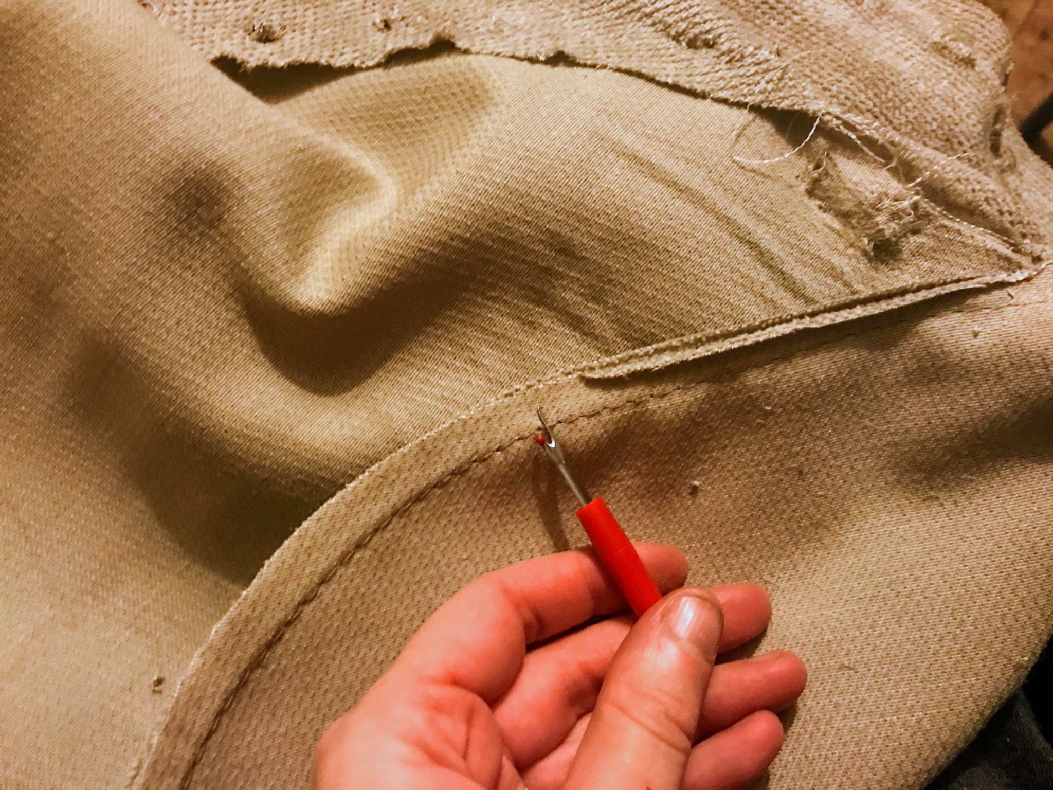 The easiest guide to reupholstering a sofa for beginners Land of Size