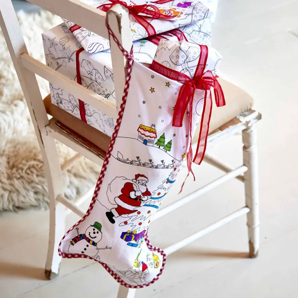 A Colour-in Christmas Stocking with wash-out pens